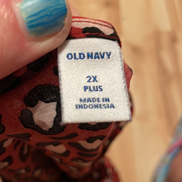 Old navy flowy leopard tank GUC - Picture 5 of 6